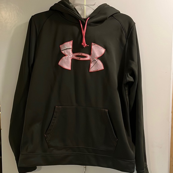 In new condition, under armor olive green with pink camo size large. - Picture 1 of 4